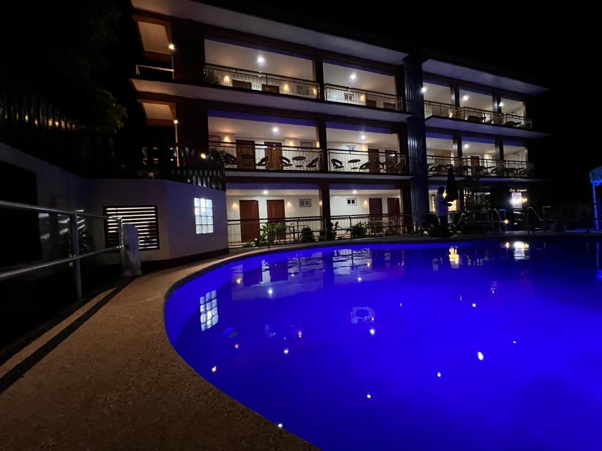 Rufana Suites Moalboal Exterior foto