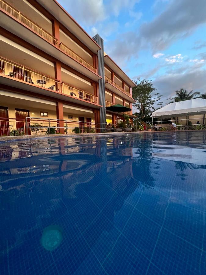 Rufana Suites Moalboal Exterior foto
